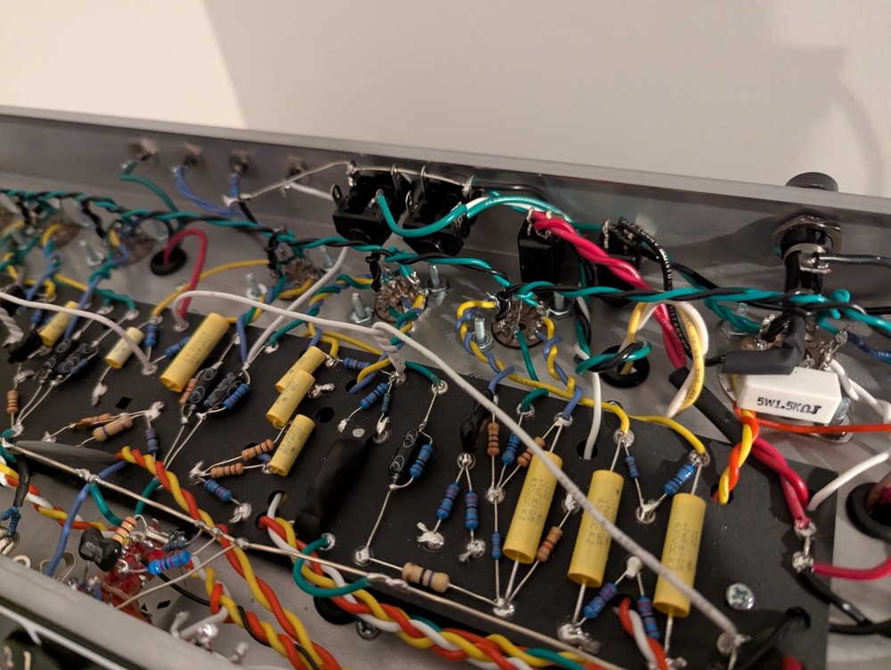 Deluxe Reverb clone chassis-only
