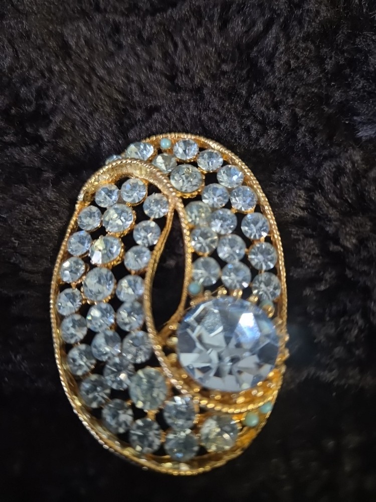 Elegant Pin
