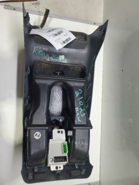 PILOT 2006 Console Rear 479091