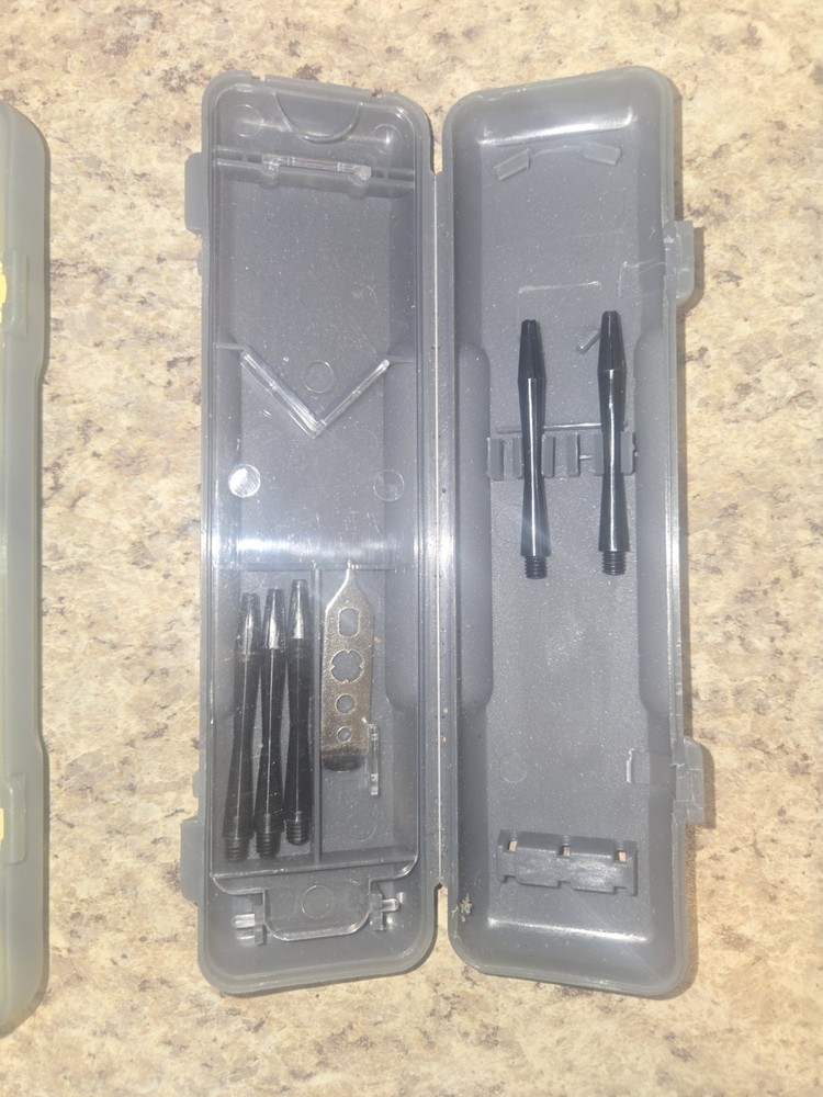 4 Sets - "SOFT TIP DARTS" - PLUS Many Accessories / Case, Shafts, Tips & Flights