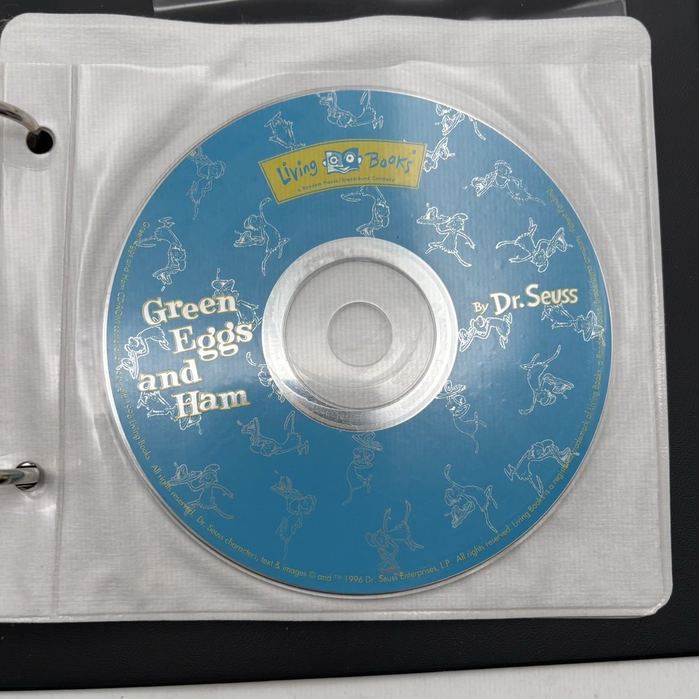 Vintage Gateway Computer Software Storage Binder CD Holder With Mixed CD’s.