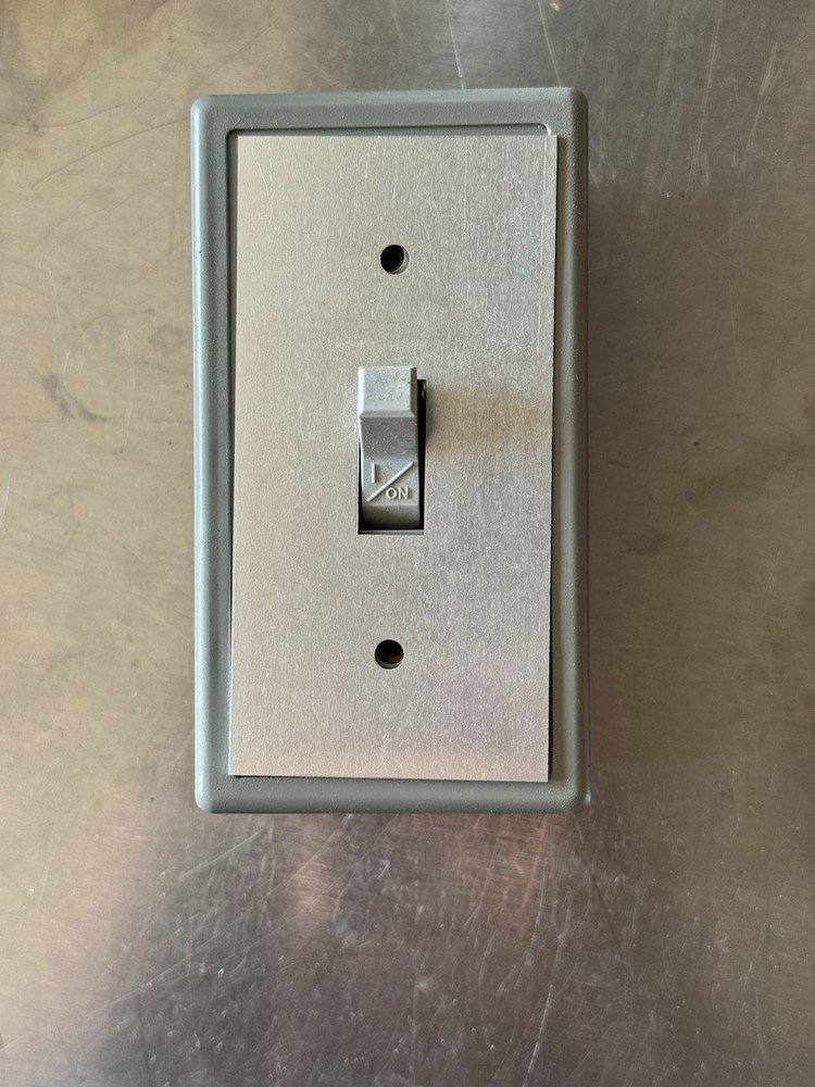 Square D 2510FG1 FHP Manual Starter GB8