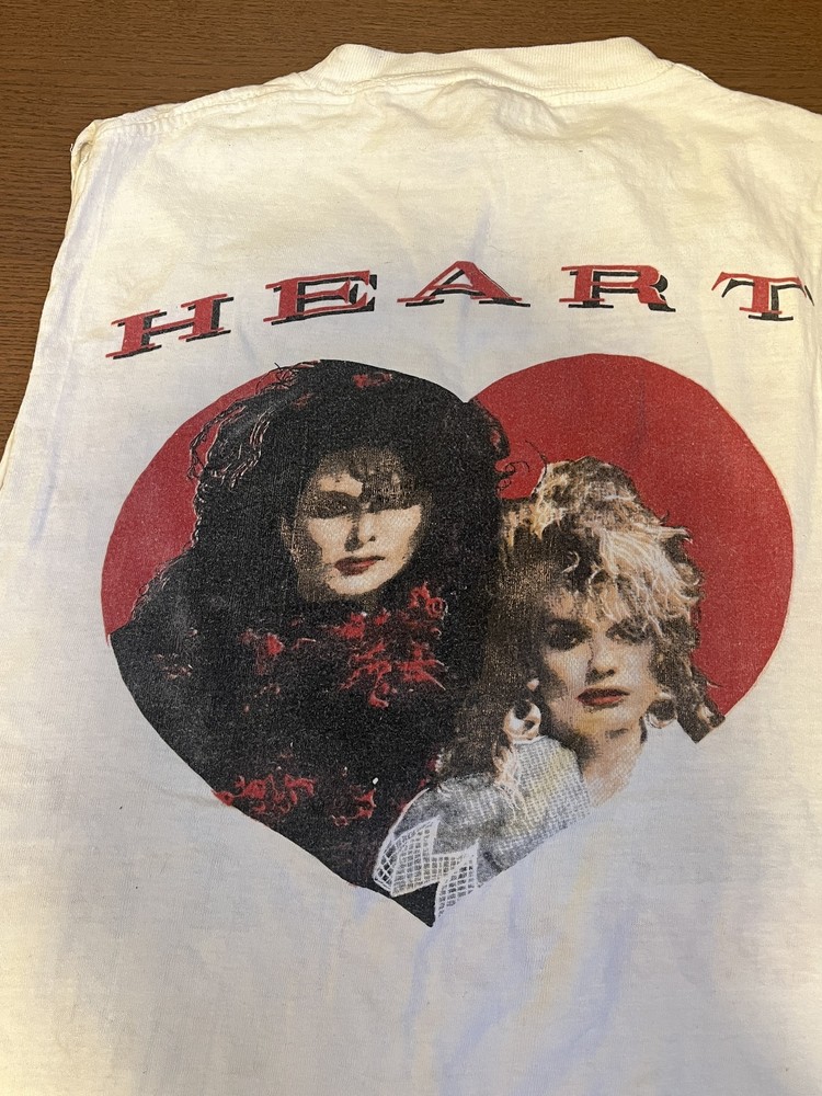 Vintage 1986 Heart Tour 86 Rock Pop Band T-Shirt Sleeveless Cut-Off Music