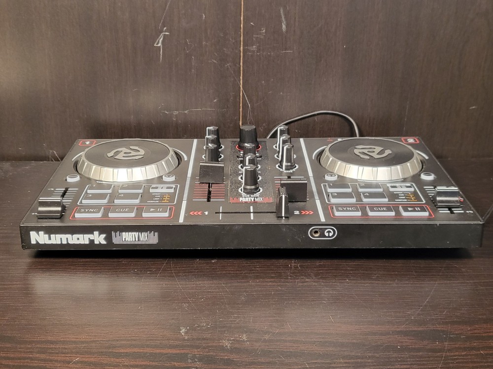 Numark Party Mix DJ Controller With Built In Light Show.