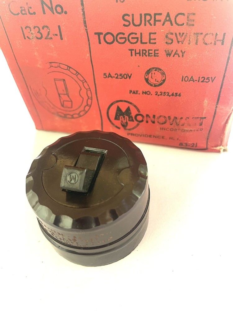 Vintage Monowatt Bakelite Brown Round Toggle Switch - 3 Way Surface Mount - NOS!
