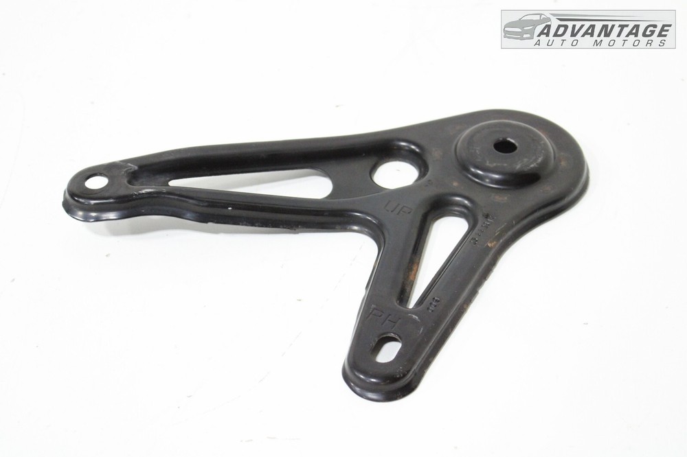 2018-2021 CHEVY TRAVERSE FRONT RIGHT SIDE SUBFRAME SUPPORT BRACE BRACKET OEM