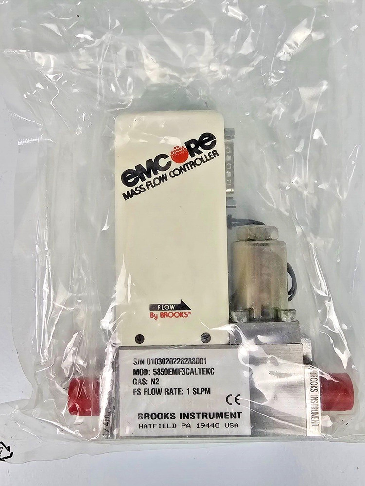 Brooks Instrument emcore mass flow controller 5850EMF3CALTEKC / N2 / 1SLPM