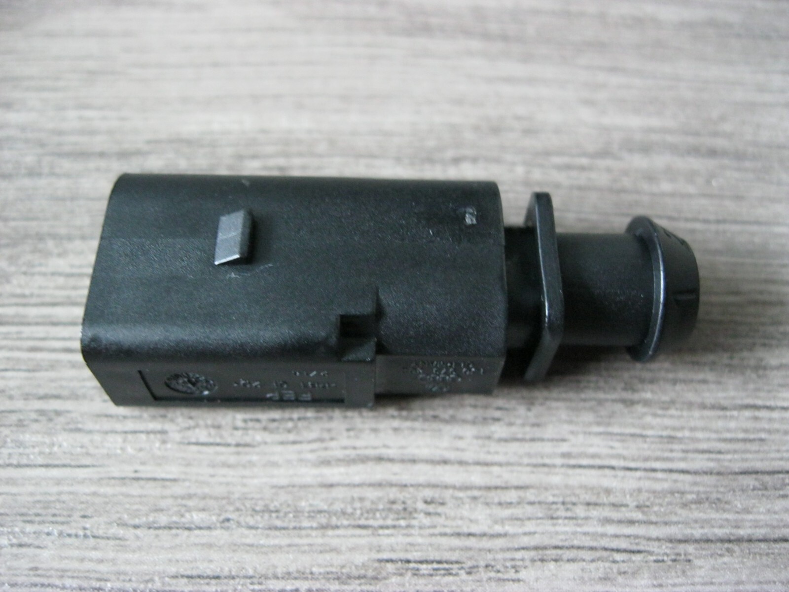 VW AUDI PORSCHE Brake Pad Wear Sensor Wiring Connector Pigtail Plug 1J0973802