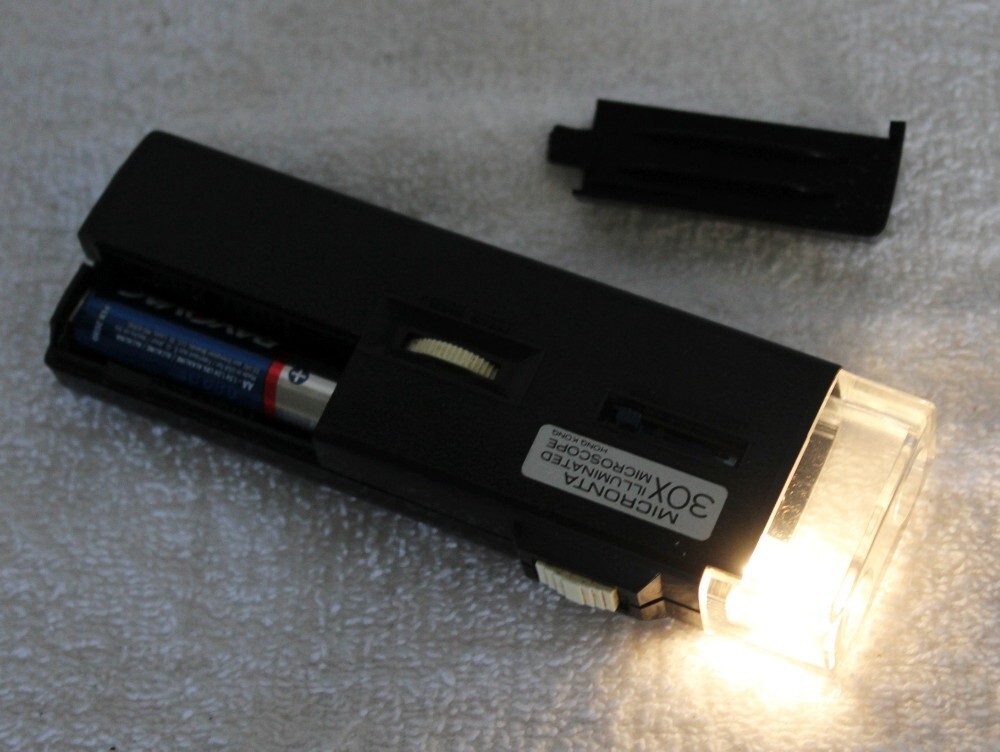 Vintage Micronta 30X Illuminated Microscope ~ **WORKING**