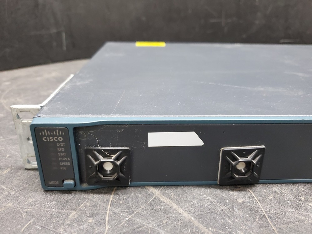 Cisco Catalyst 2960 series P0E-24 Port Switch