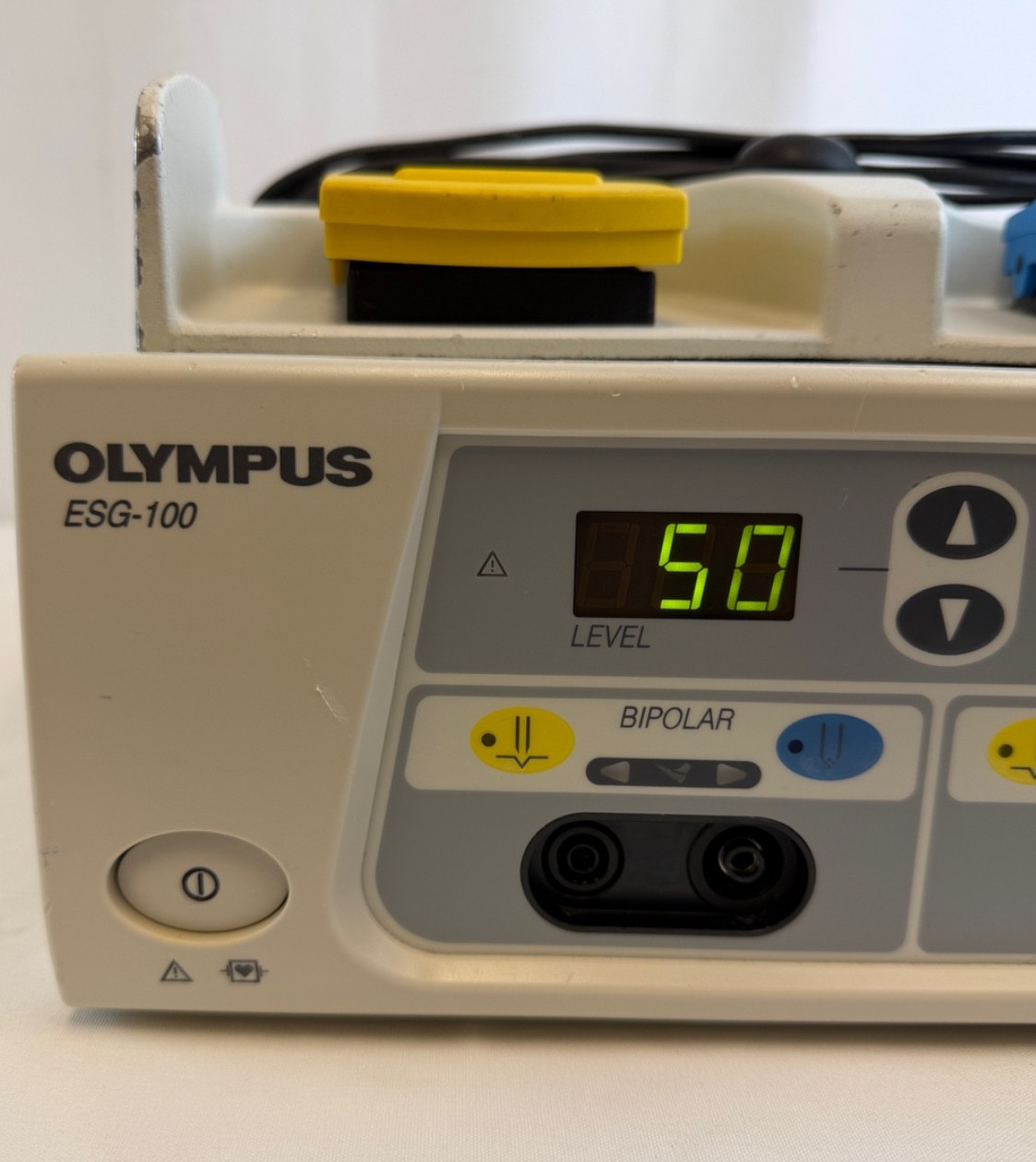 Olympus ESG-100 ESU Electro Surgical Generator w/ Footpedal General Surgery