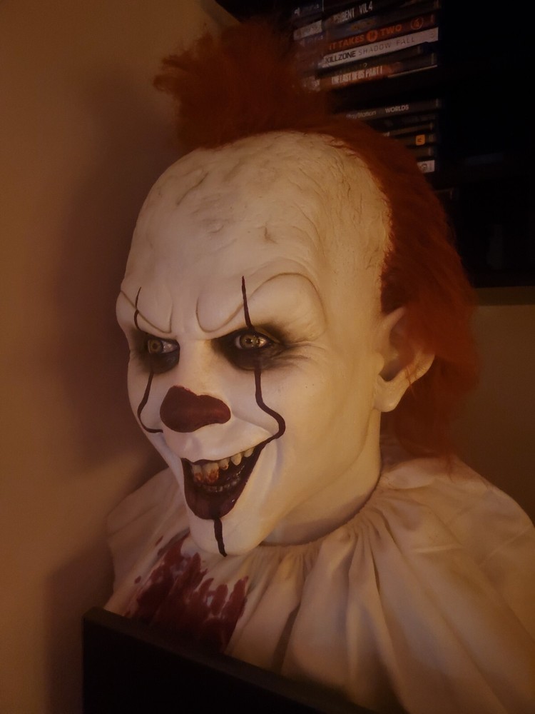 Pennywise Hyper Silicone Bust 1:1 scale