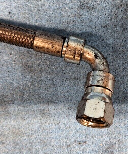 STAINLESS STEAL BRAIDED FLEXABLE HOSE