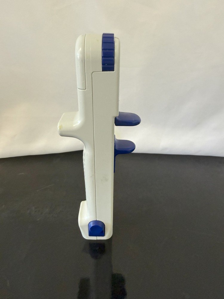 Eppendorf Repeater Plus Multi-Dispenser Pipette