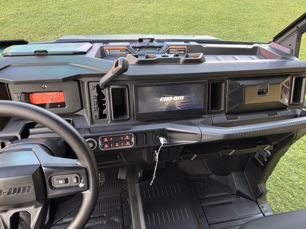 2026 Can Am Defender HD11 Subwoofer Add-On Amplifier Harness - 10" Display