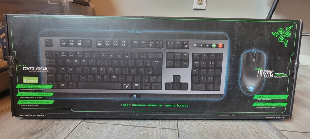 Raser Abyssus Essential Gaming Bundle (Keyboard And Mouse)