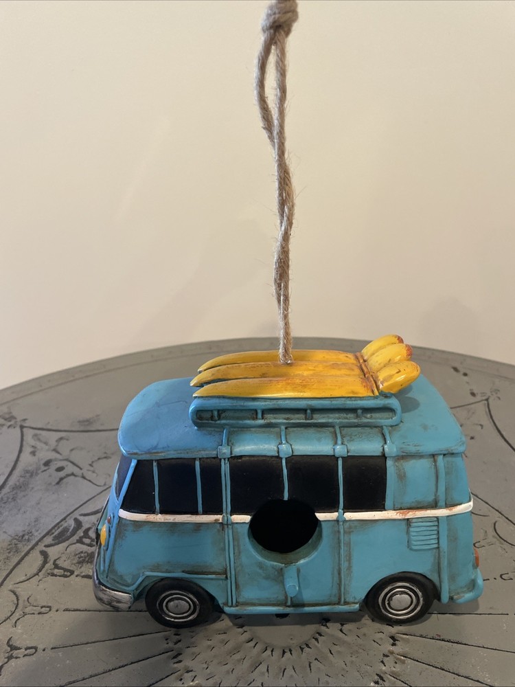 Vacation Time Bus Birdhouse