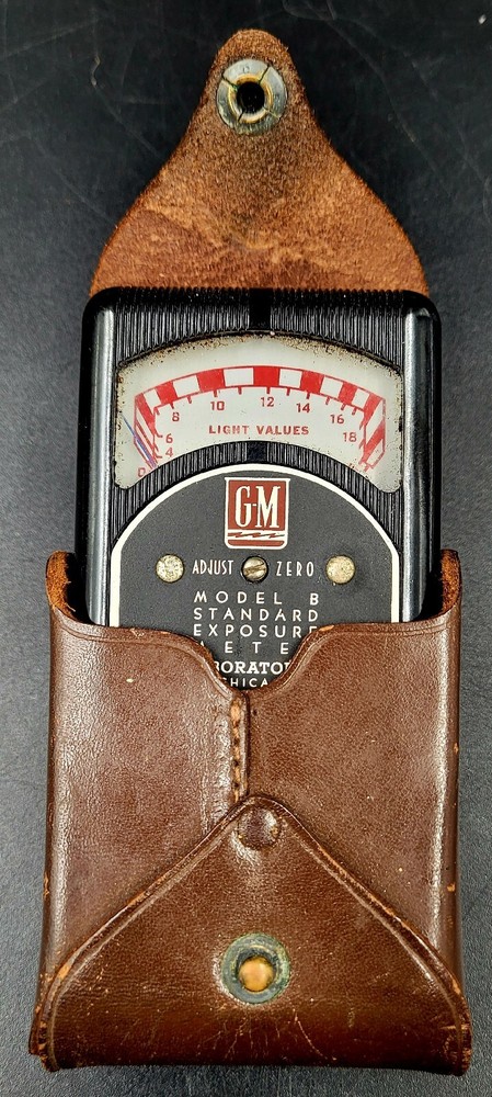 GM Model B Exposure Meter W/Case Chicago Vtg