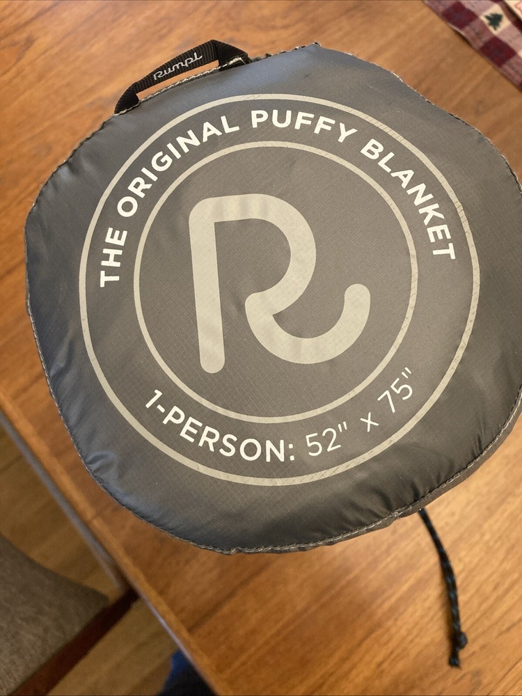 Rumpl Puffy Blanket, Flexjet Logo, New, 52”x75”