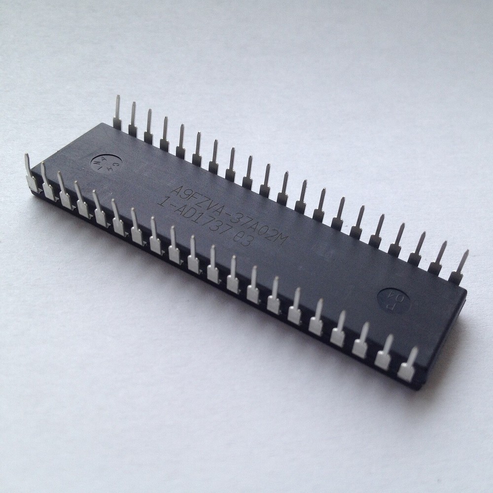 CY325B-R LCD controller IC - RoHS - New stock