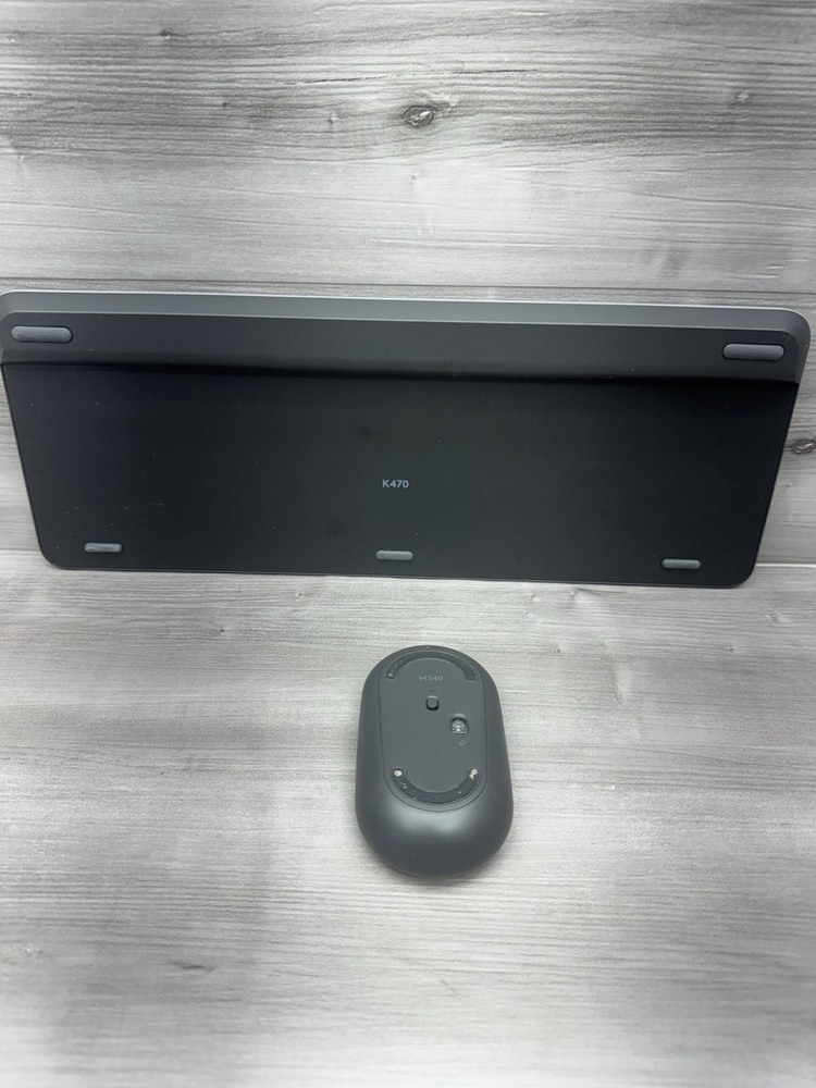 Logitech - MK470 Full-size Black Wireless Scissor Keyboard and Mouse Bundle