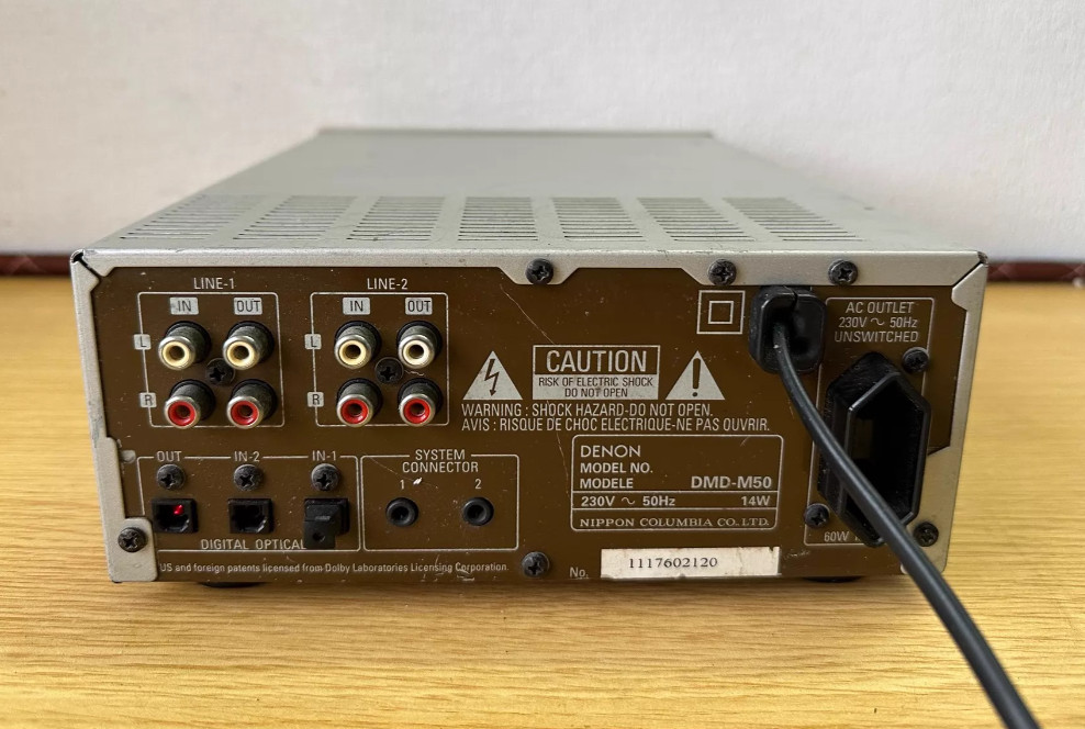 1pcs Denon DMD-M50 MD Player