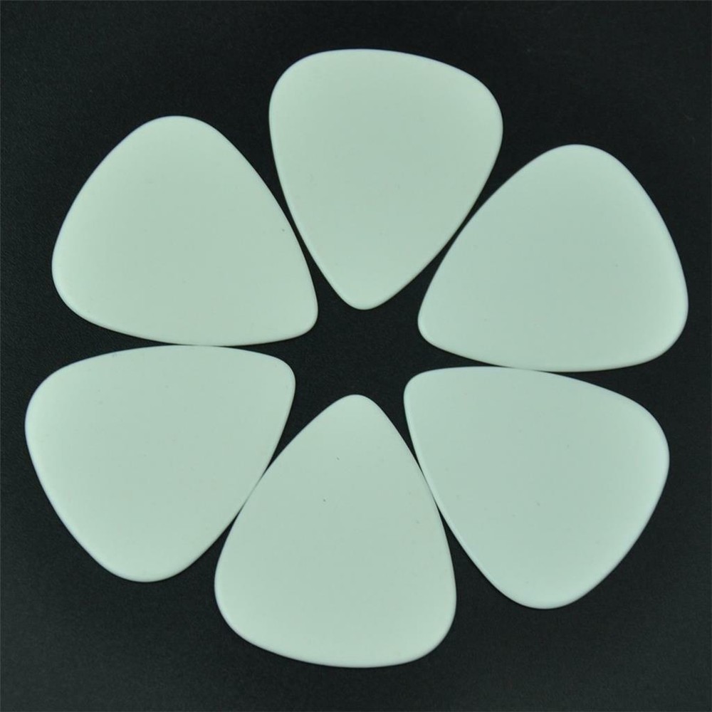 Wholesale 1000 pcs Medium 0.71mm Blank Guitar Picks Celluloid Solid White