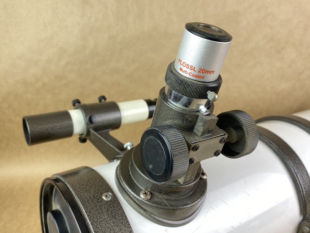 Event Horizon Vintage White Telescope