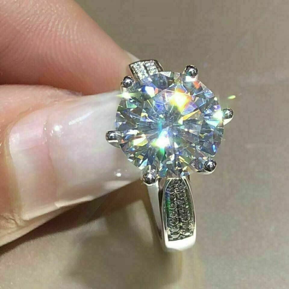 Lab-Created 3.50 Ct Round Cut White Diamond Wedding Ring 925 Sterling Silver