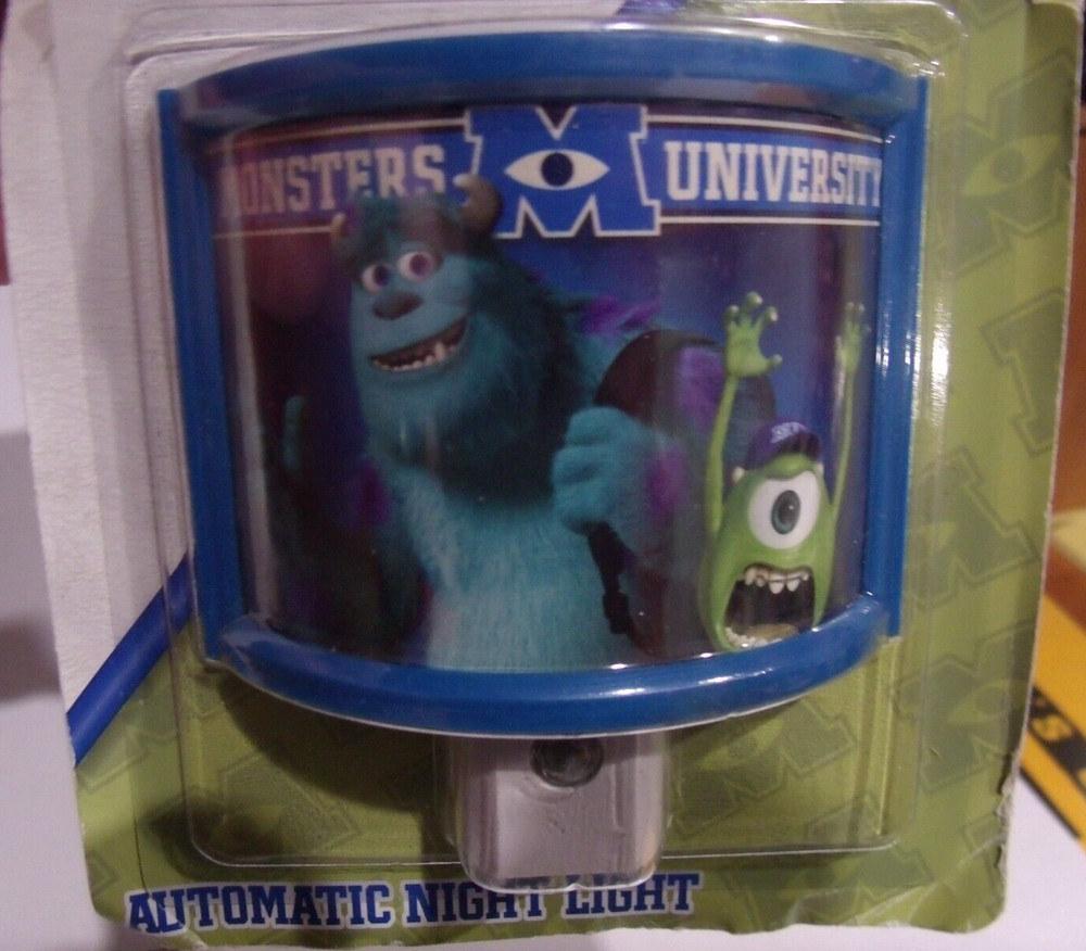 MONSTER UNIVERSITY LED AUTOMATIC NIGHT LIGHT NEW!