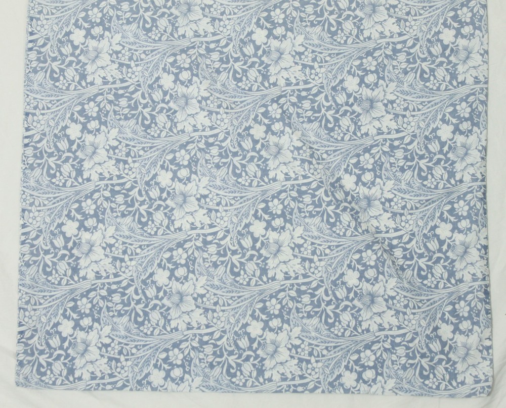 Vintage Blue White Flower Pattern Pillow Case