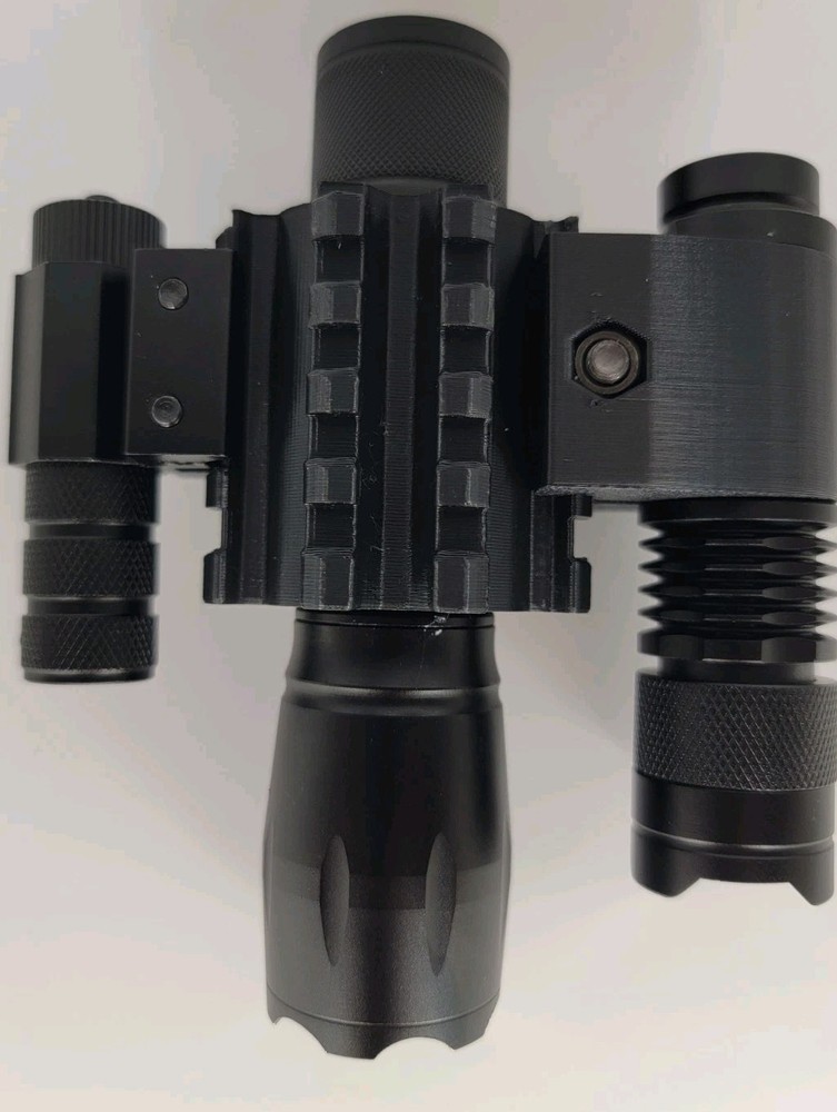 Picatinny Mount Tactical Flashlight - Laser Sight - Red Light - Tripple Tree