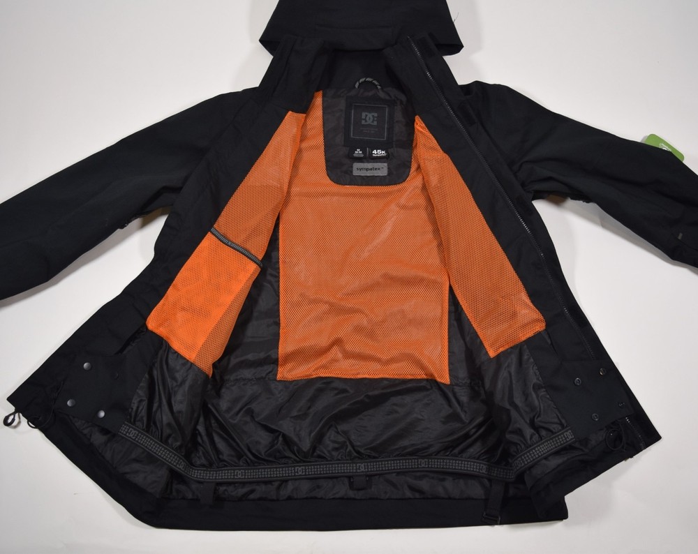 2026 NWT Mens DC Command 45K Technical Snow Jacket $300 M black shell