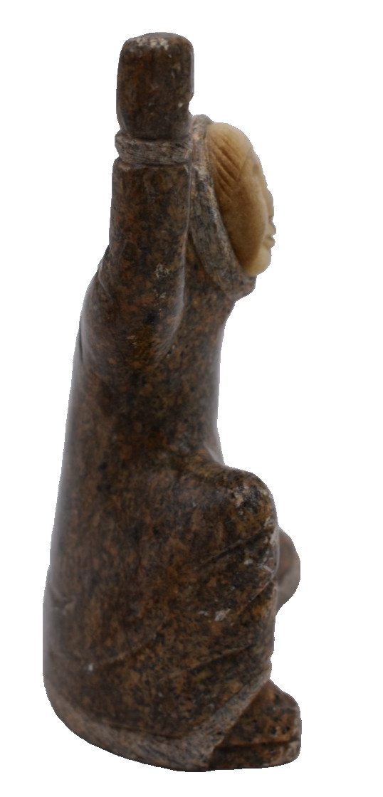 Eskimo Inuit Stone Carving Sculpture of Spearfisherman DAMAGED - SEE NOTES PICS