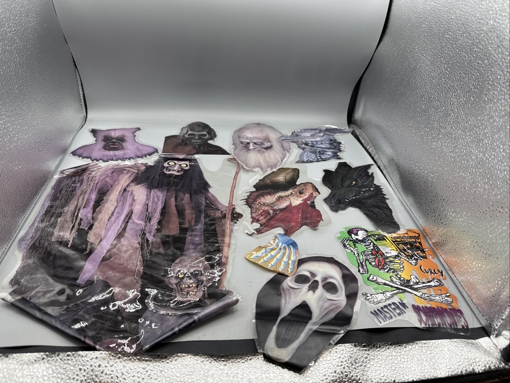 Goosebumps Skeleton Window Cling & Extras