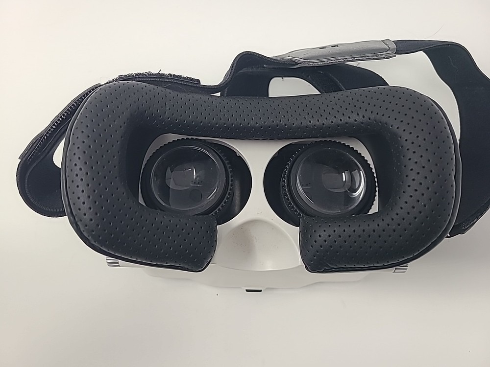 TaoTronics 3D VR Headset Lightweight Virtual Reality Glasses