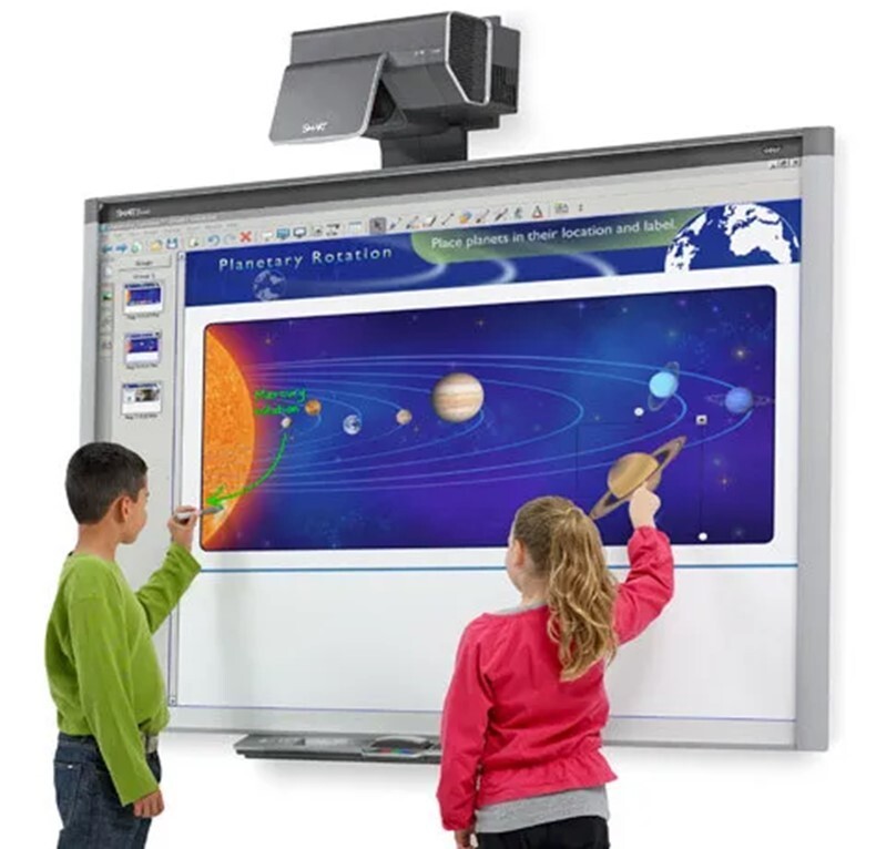 Interactive Smart Board SBX800 and Smart throw projector UX60.