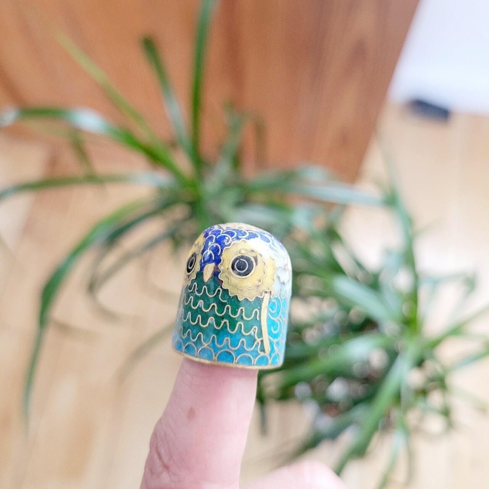 *RARE* Vintage Cloisonne Bird Thimble