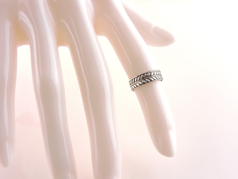 Size 4 Adjustable Sterling Silver Laurel Crown Toe / Midi Ring