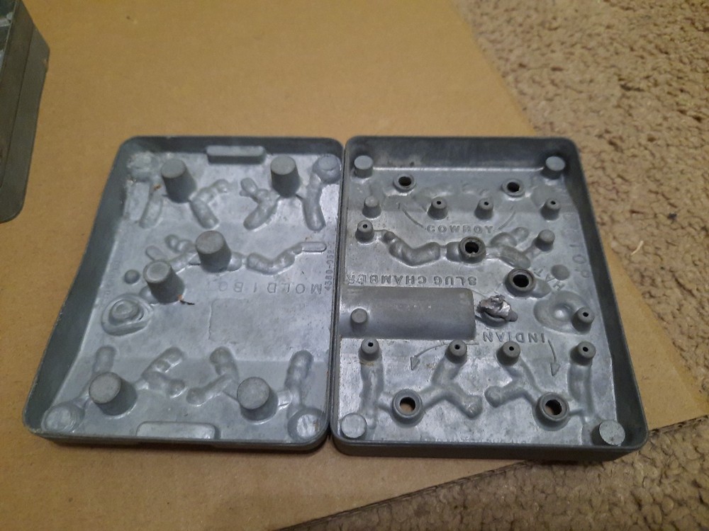 8 Complete Western World Injector Molds