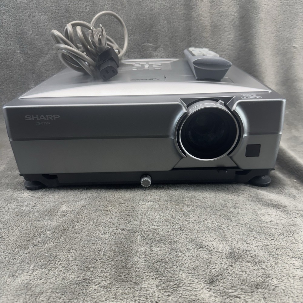 Sharp XG-C330X 3LCD Projector 3300 ANSI  With Remote