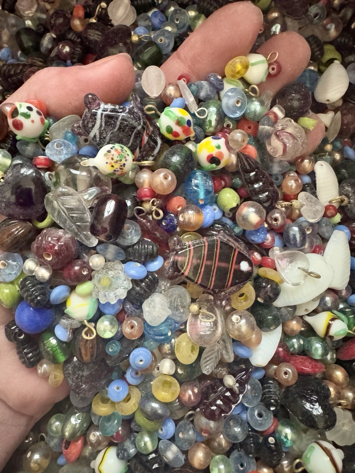No. 2 EVERYTHING Mix 2 lb. Vintage Indian Glass Beads Lot Crafts Jewelry 800+