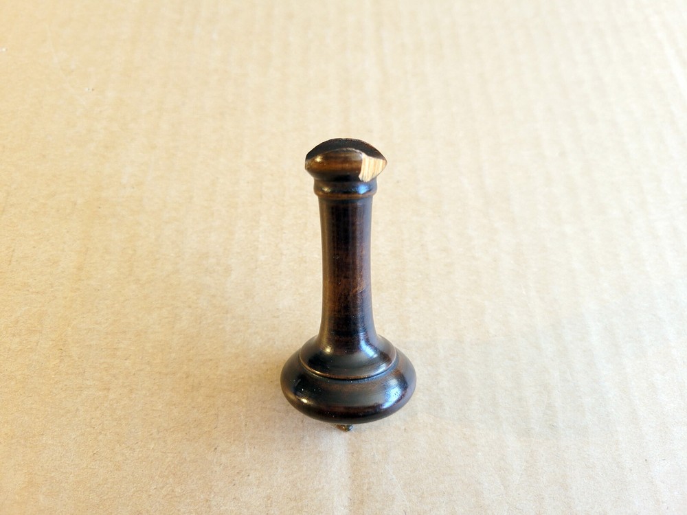 Gilbert tone arm rest