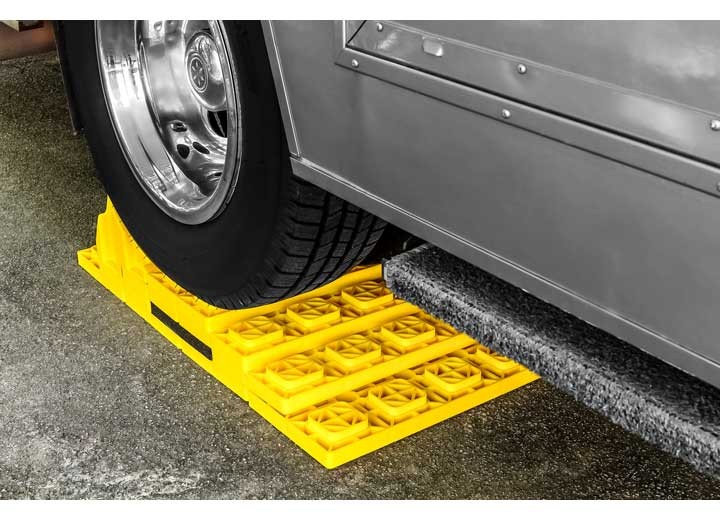 Camco 44401 Leveling Block Wheel Chock, 2 Pack