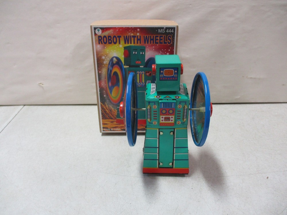 Tin Robot with Wheels
