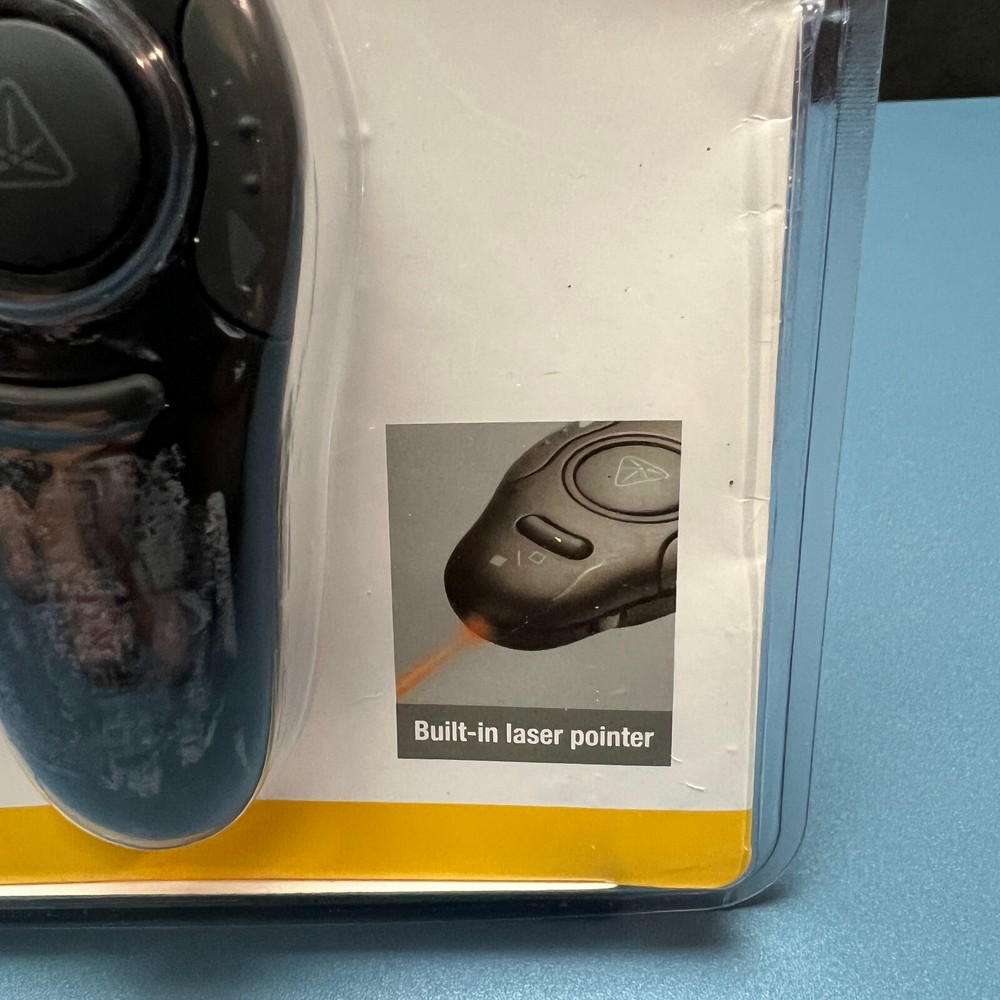 Targus AMP16US Wireless Presenter with Laser Pointer 50ft Range New In Package