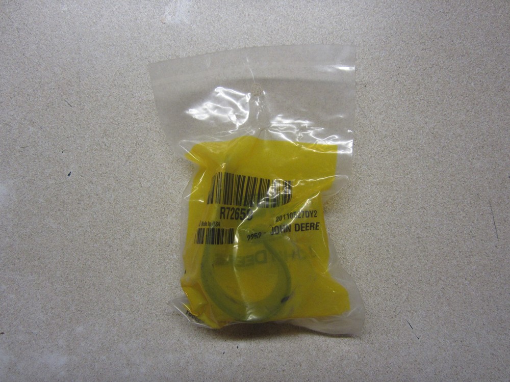 John Deere R72659 Clamp