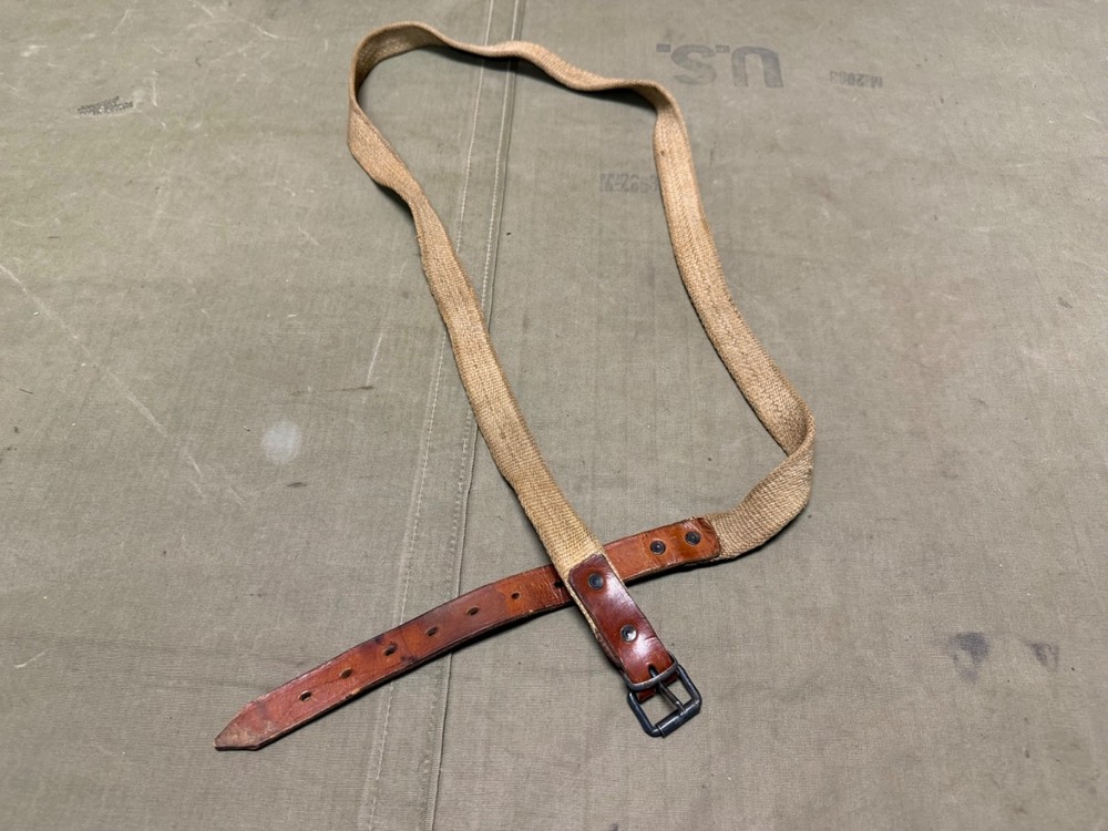 ORIGINAL WWII GERMAN M31 TORNISTER PACK RUCK EQUIPMENT CARRY STRAP