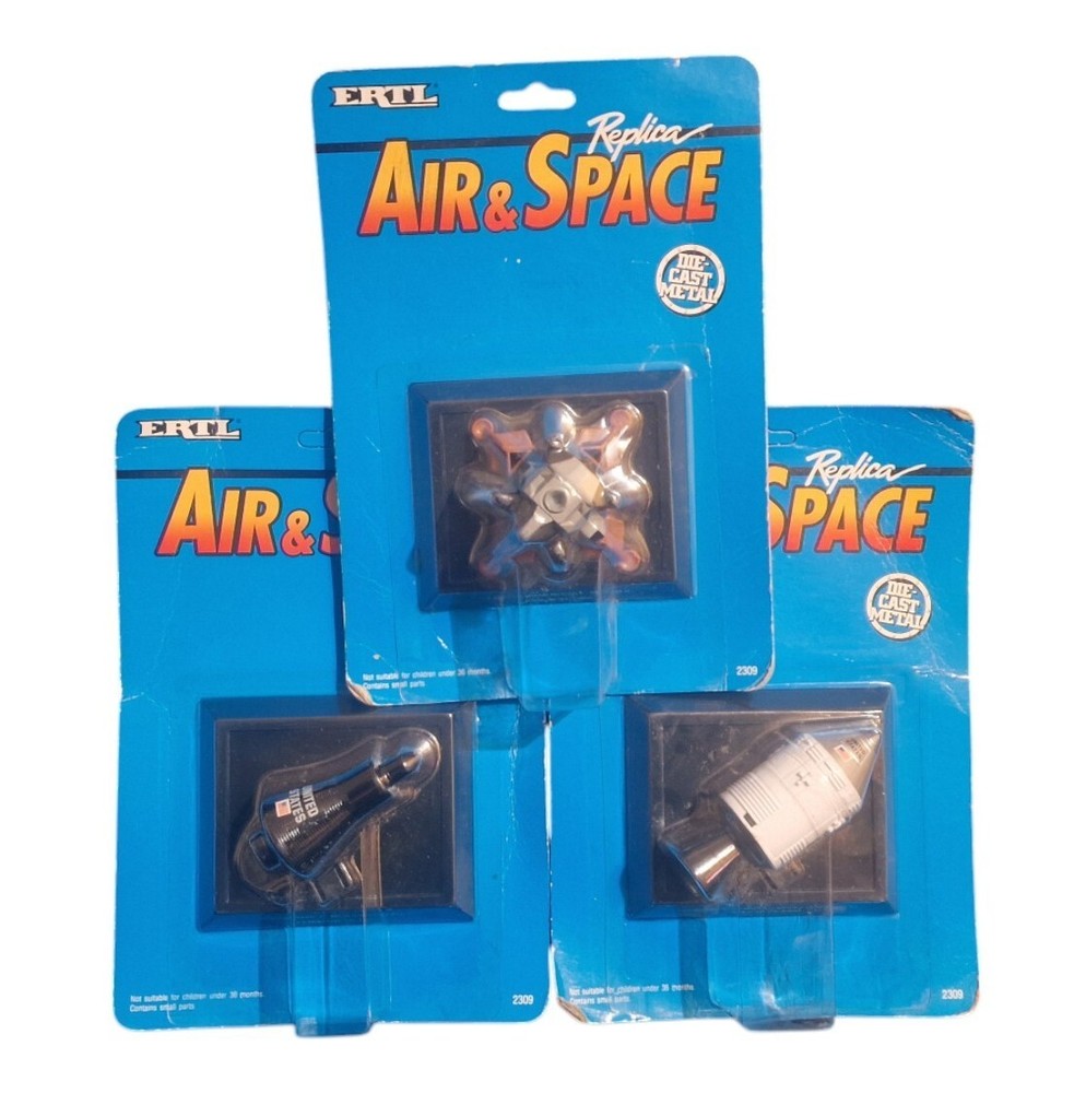 Space : Friendship 7, Eagle Lunar module, Columbia command module diecast set