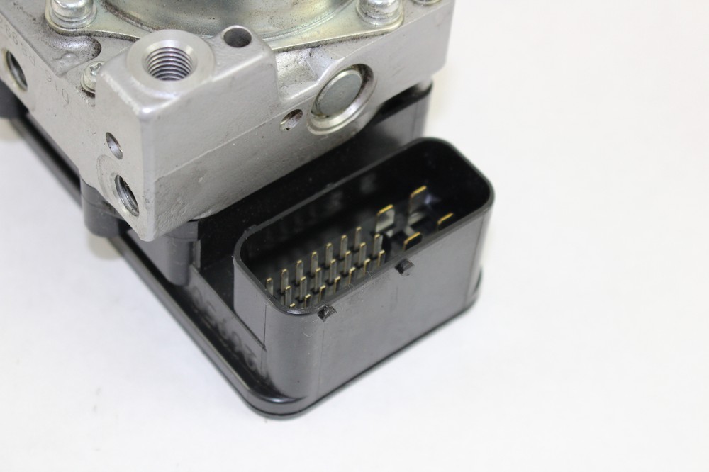 13-16 Triumph Trophy 1215 ABS Abs Control Module Pump